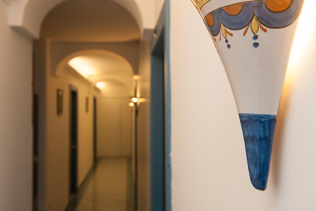 Oasi Hotel Maiori Eksteriør billede
