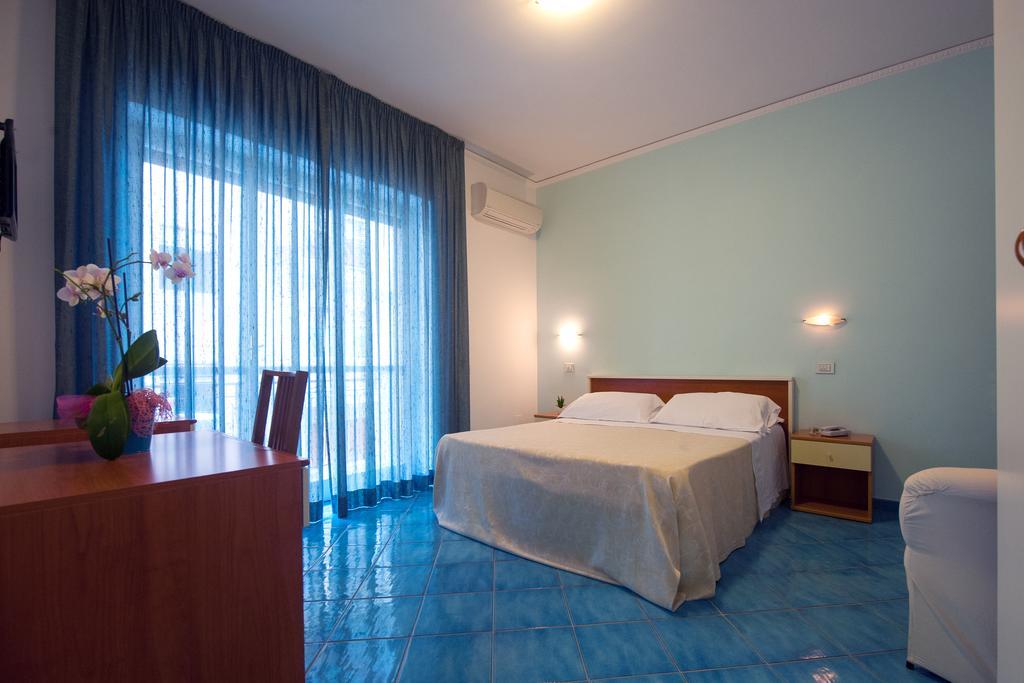 Oasi Hotel Maiori Værelse billede