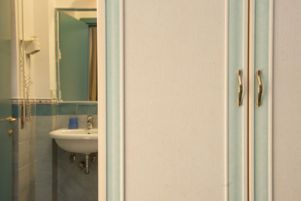 Oasi Hotel Maiori Eksteriør billede