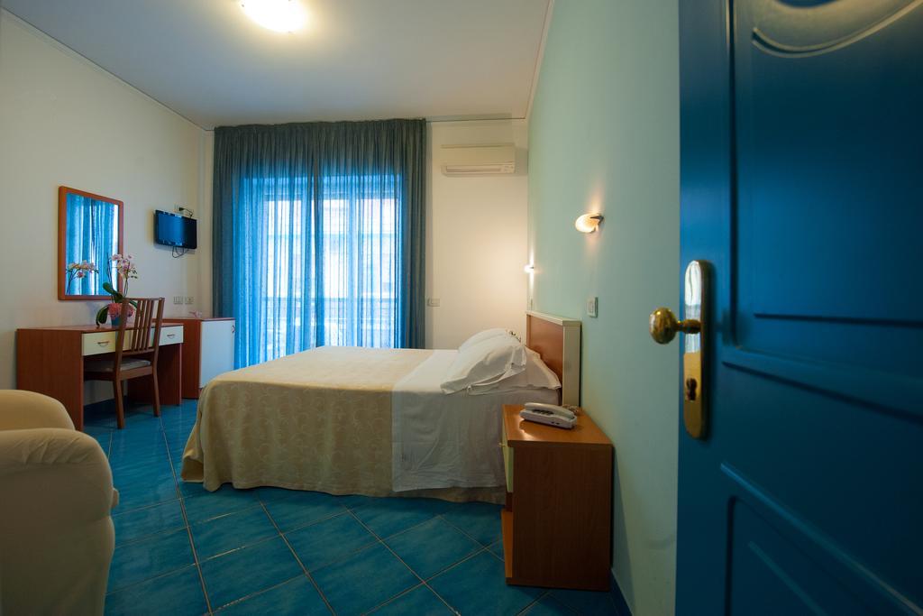 Oasi Hotel Maiori Eksteriør billede